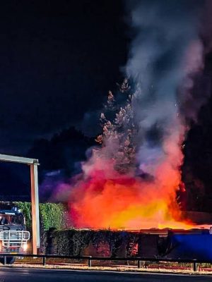 Grote brand verwoest meerdere caravans in stalling Wijchen