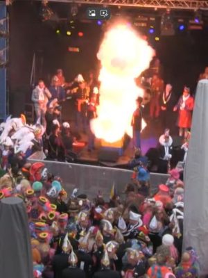 Enorme vlam: kanonschot in Venlo gaat mis