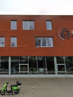 Docent krijgt ‘rake klappen’ en ontslag na ongepaste berichten aan leerling