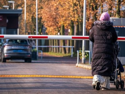 Baby dood aangetroffen in aanmeldcentrum AZC, politie start onderzoek