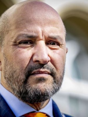 Marcouch slaat alarm over geweld en overlast door jonge asielzoekers: ‘Het is vijf voor twaalf’