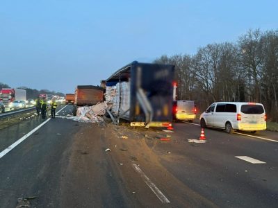 Grote verkeerschaos op A1 na meerdere ongevallen met vrachtwagens