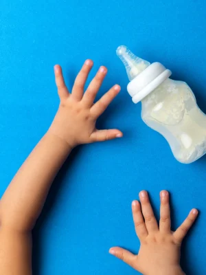 Dode baby’s in Frankrijk door besmette babymelk uit Nederland