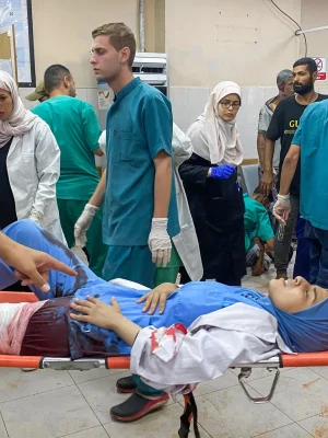 Tweede Israëlische luchtaanval treft ziekenhuis in Gaza: meerdere Gazanen vermoord